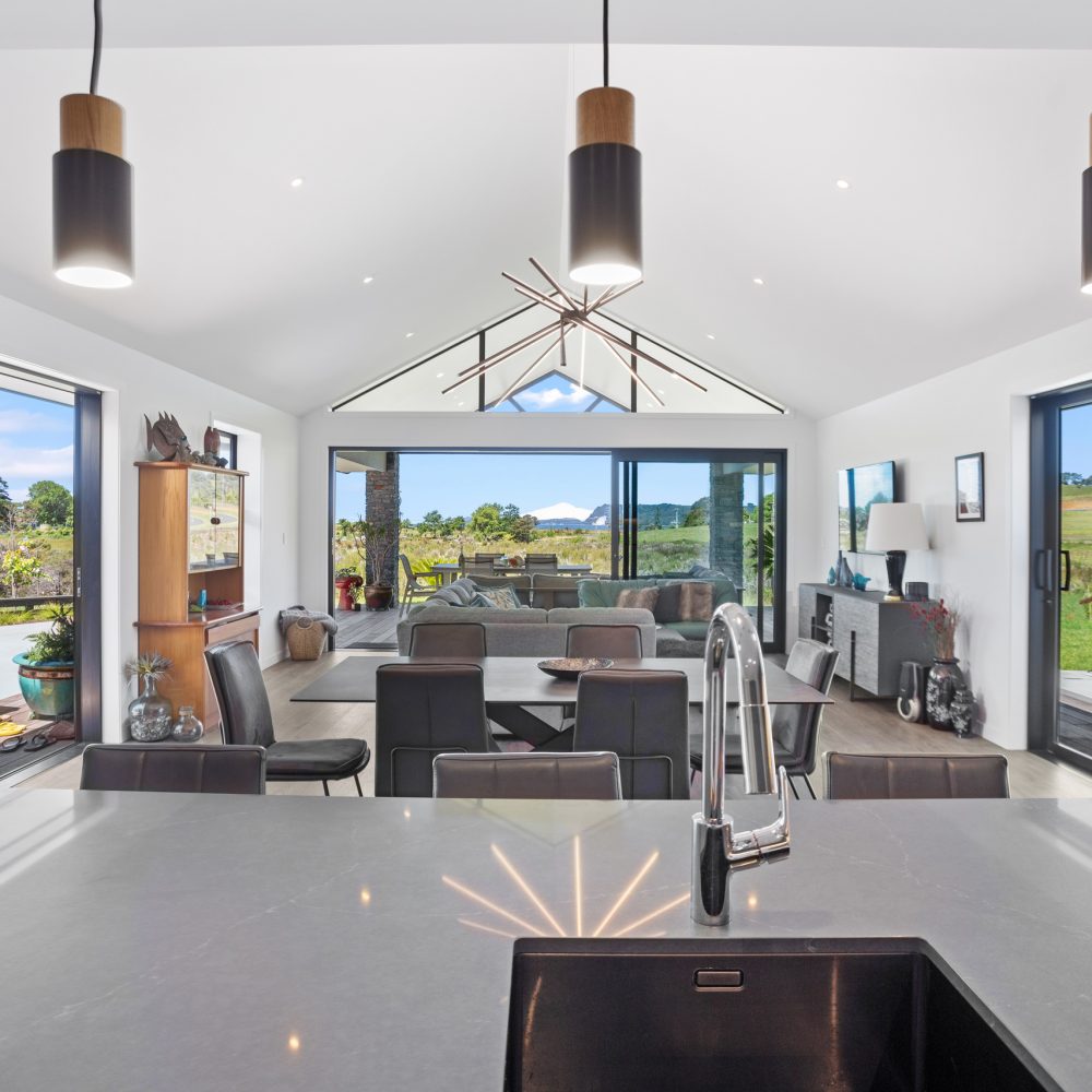 011_Open2view_ID497603-16_Powhiri_Place